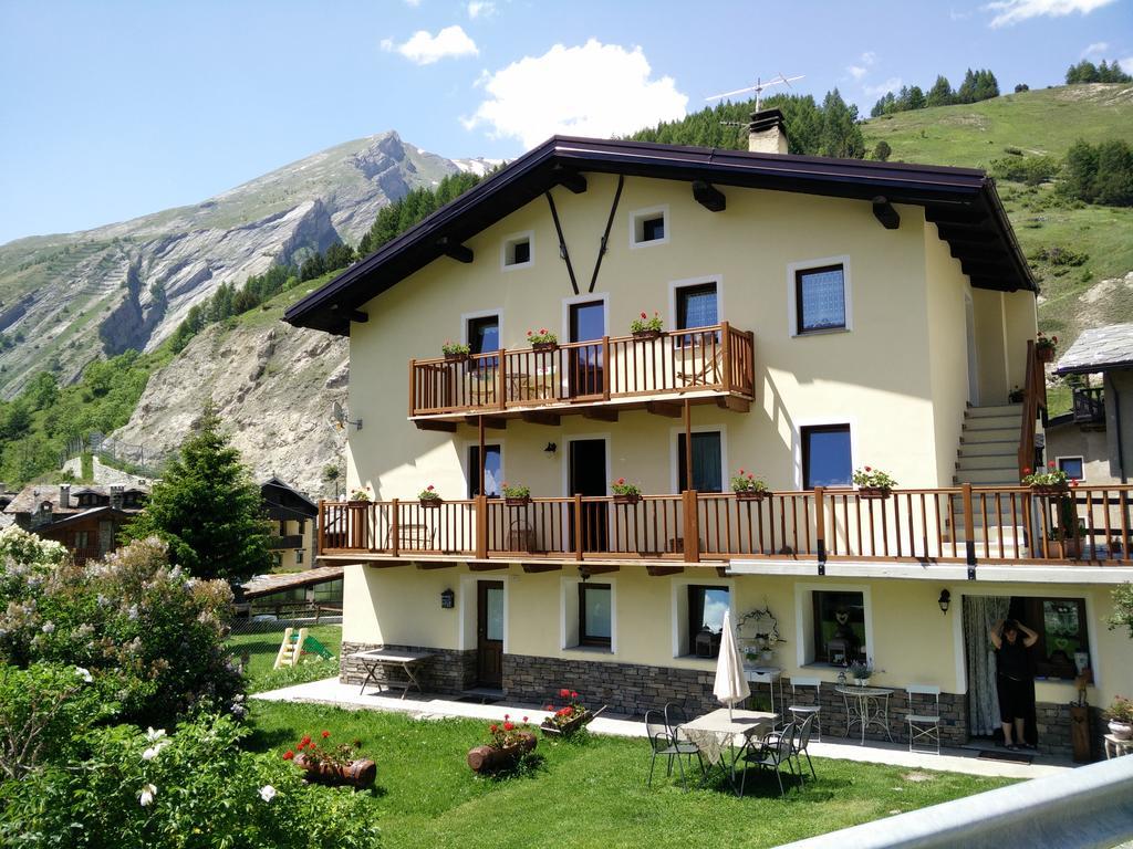 Ferienwohnung Casa Walter La Thuile Exterior foto